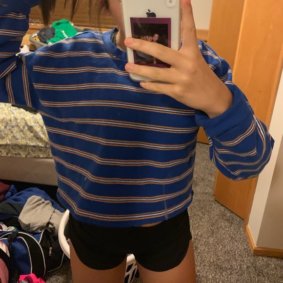 blue and yellow crew neck sweatshirt - Picture 1 of 2